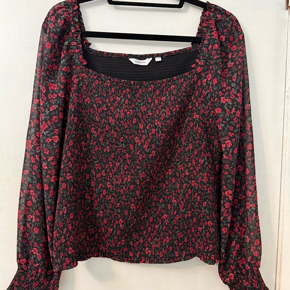 Reitmans Black and Red Floral Smocked Blouse
